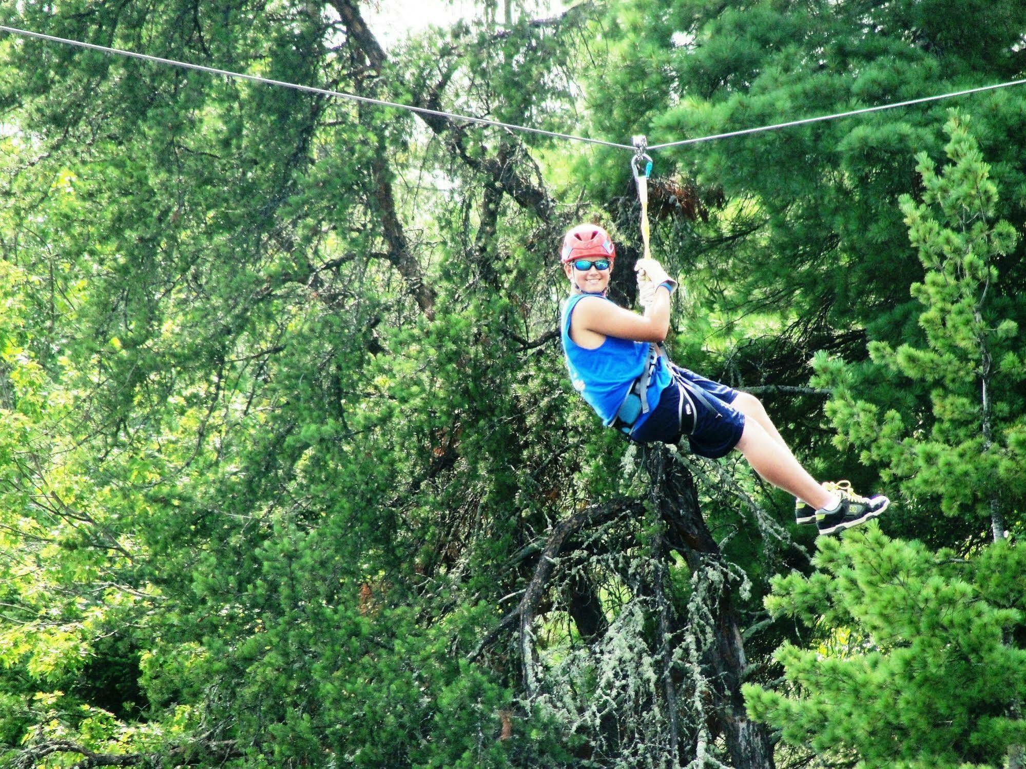 Pine Point Lodge Resort & Motel Crane Lake 외부 사진